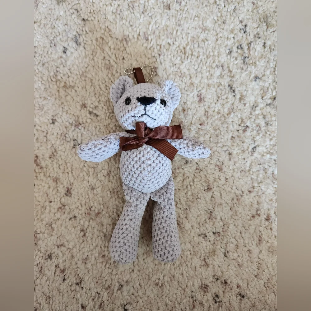 Crochet bear Keychain - Picture 1 of 3